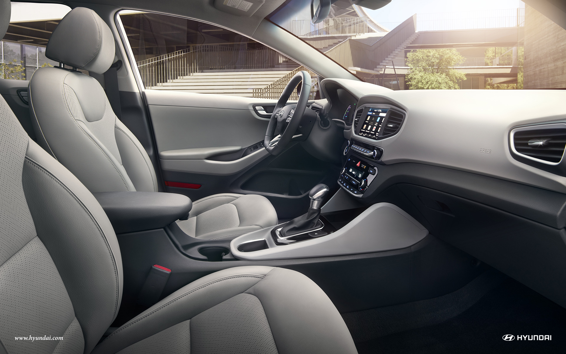 Test Drive 2017 Hyundai Ioniq Hybrid Oak Lawn IL Test Drive 2017 Hyundai Ioniq Hybrid Oak Lawn IL