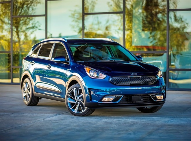 Denver Colorado - 2018 Kia Niro's OVERVIEW Denver Colorado - 2018 Kia Niro's OVERVIEW