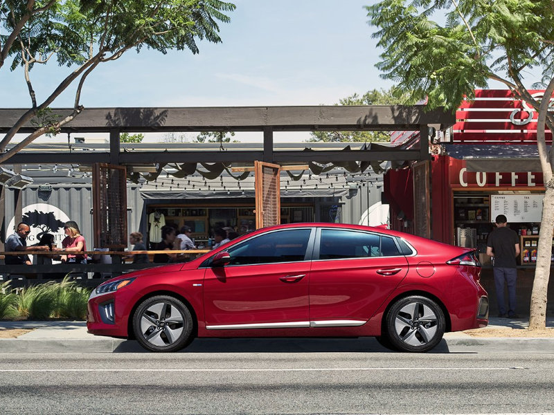 Trade your current vehicle at Tarbox Hyundai in North Kingstown RI Trade your current vehicle at Tarbox Hyundai in North Kingstown RI