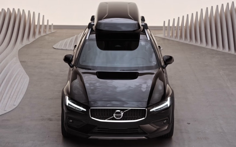 Colorado Springs, CO - 2026 Volvo V60 Cross Country's Exterior Colorado Springs, CO - 2026 Volvo V60 Cross Country's Exterior