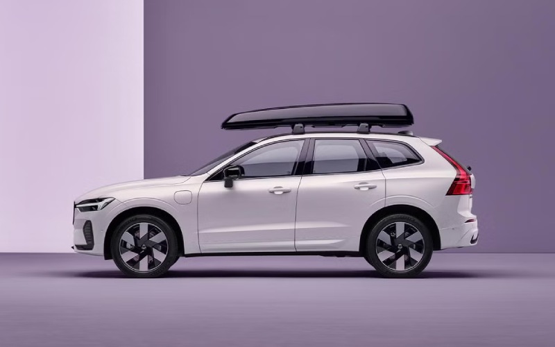 Colorado Springs, CO - 2026 Volvo XC60 Plug-in Hybrid's Exterior Colorado Springs, CO - 2026 Volvo XC60 Plug-in Hybrid's Exterior