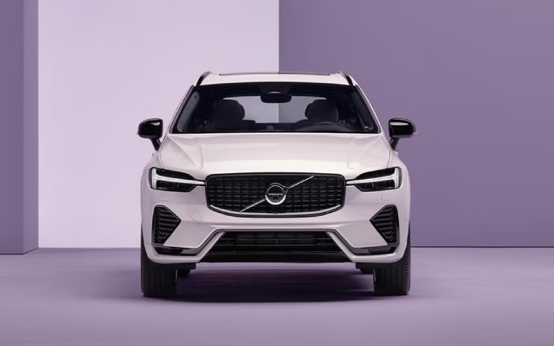 Colorado Springs, CO - 2026 Volvo XC60 Plug-in Hybrid's Mechanical Colorado Springs, CO - 2026 Volvo XC60 Plug-in Hybrid's Mechanical