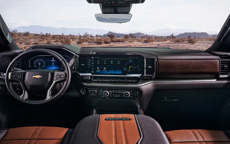 Tulsa, OK - 2026 Chevrolet Silverado 2500 HD's Interior Tulsa, OK - 2026 Chevrolet Silverado 2500 HD's Interior