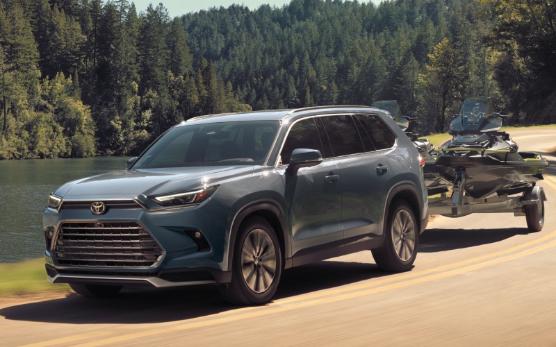 Why Leasing the 2026 Toyota Grand Highlander Hybrid May Be Right for You Why Leasing the 2026 Toyota Grand Highlander Hybrid May Be Right for You