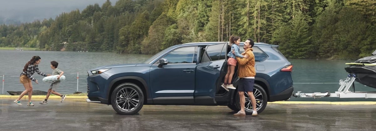 Lease or Finance the 2026 Toyota Grand Highlander Hybrid near South Bend, IN Lease or Finance the 2026 Toyota Grand Highlander Hybrid near South Bend, IN