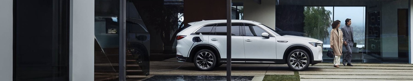 Mazda vehicle safety awards hero image