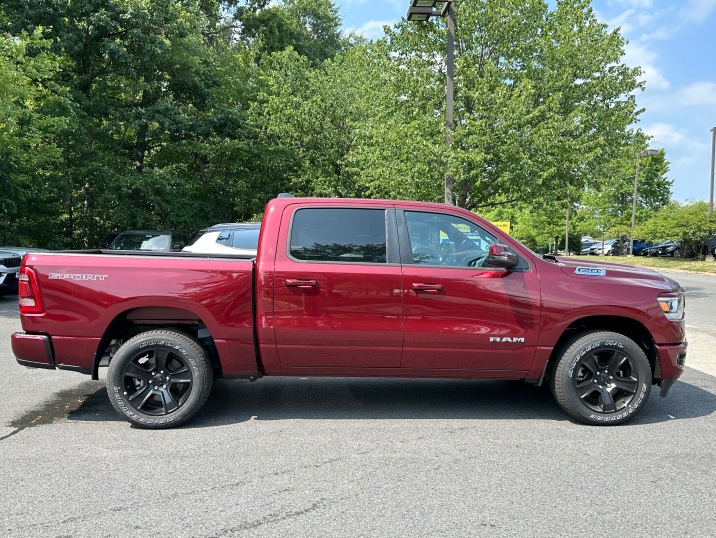 CUSTOM RAM 1500 BIG HORN - Image7