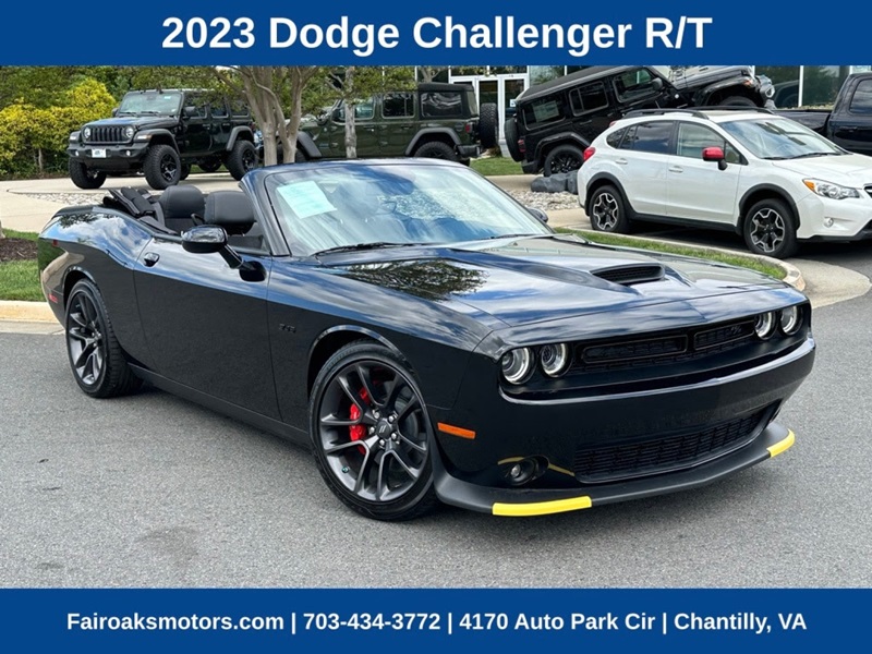 Used 2023 Dodge Challenger R/T - Details