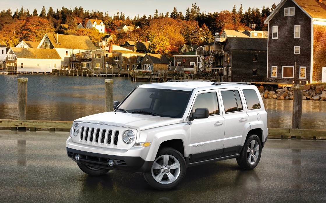 Glendale Heights IL - 2017 Jeep Patriot Exterior Glendale Heights IL - 2017 Jeep Patriot Exterior