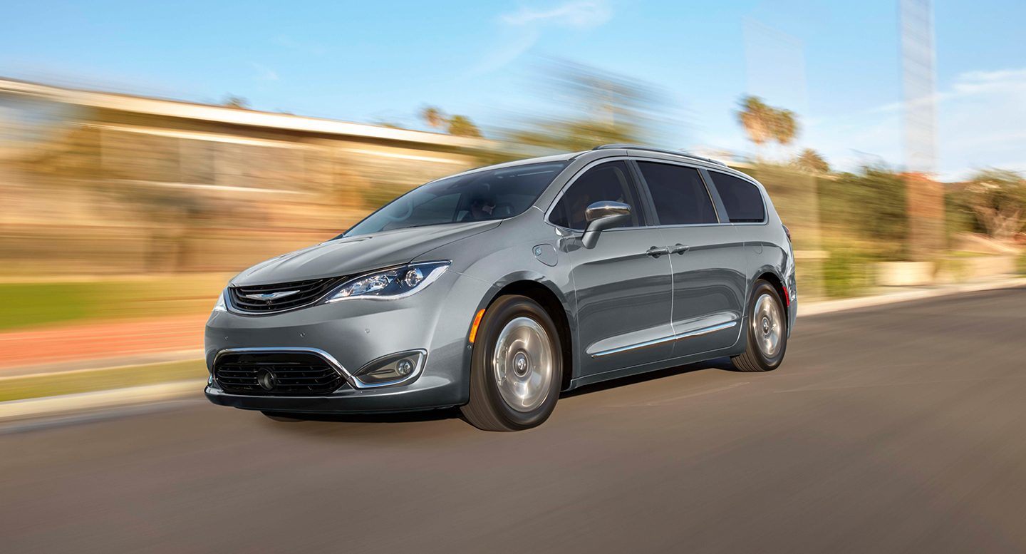 2018 Chrysler Pacifica Hybrid near Colorado Springs