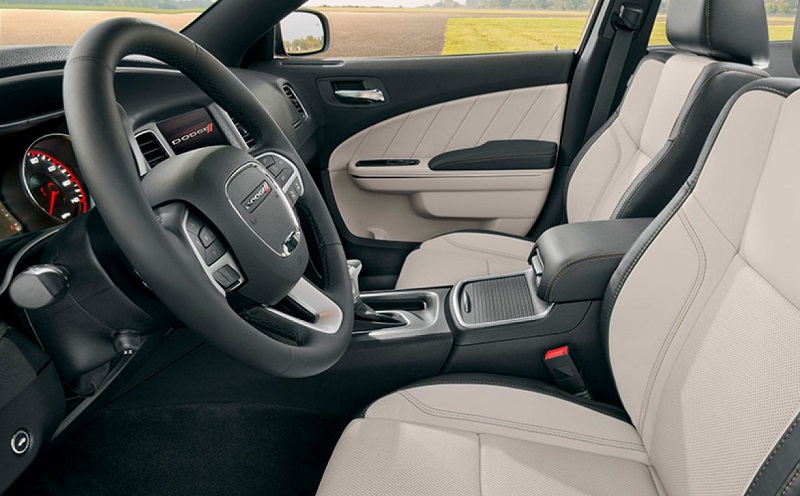 2017 dodge charger interior