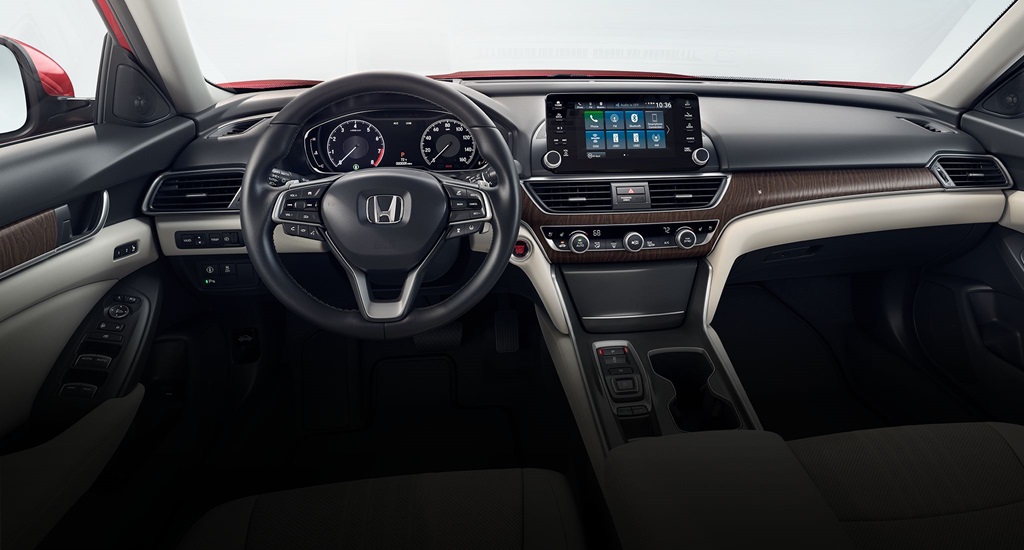 West Burlington IA - Auto Repair - 2018 Honda Accord Interior