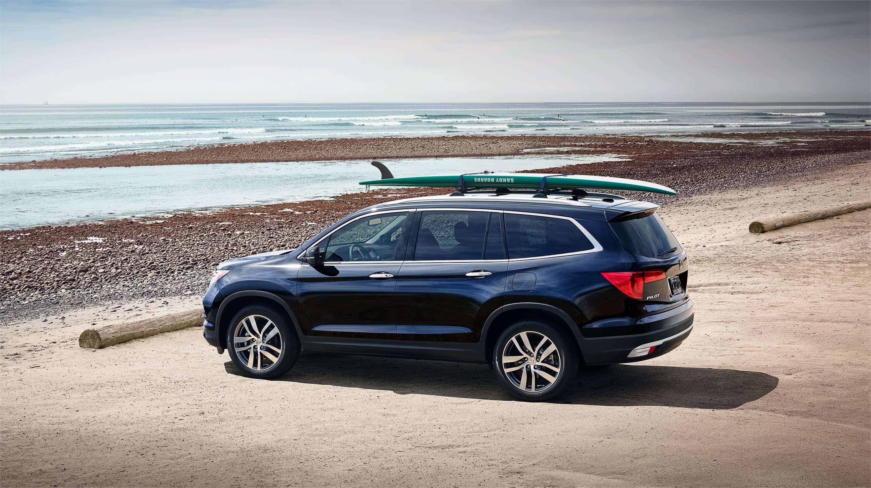 2018 Honda Pilot serving Moline IL