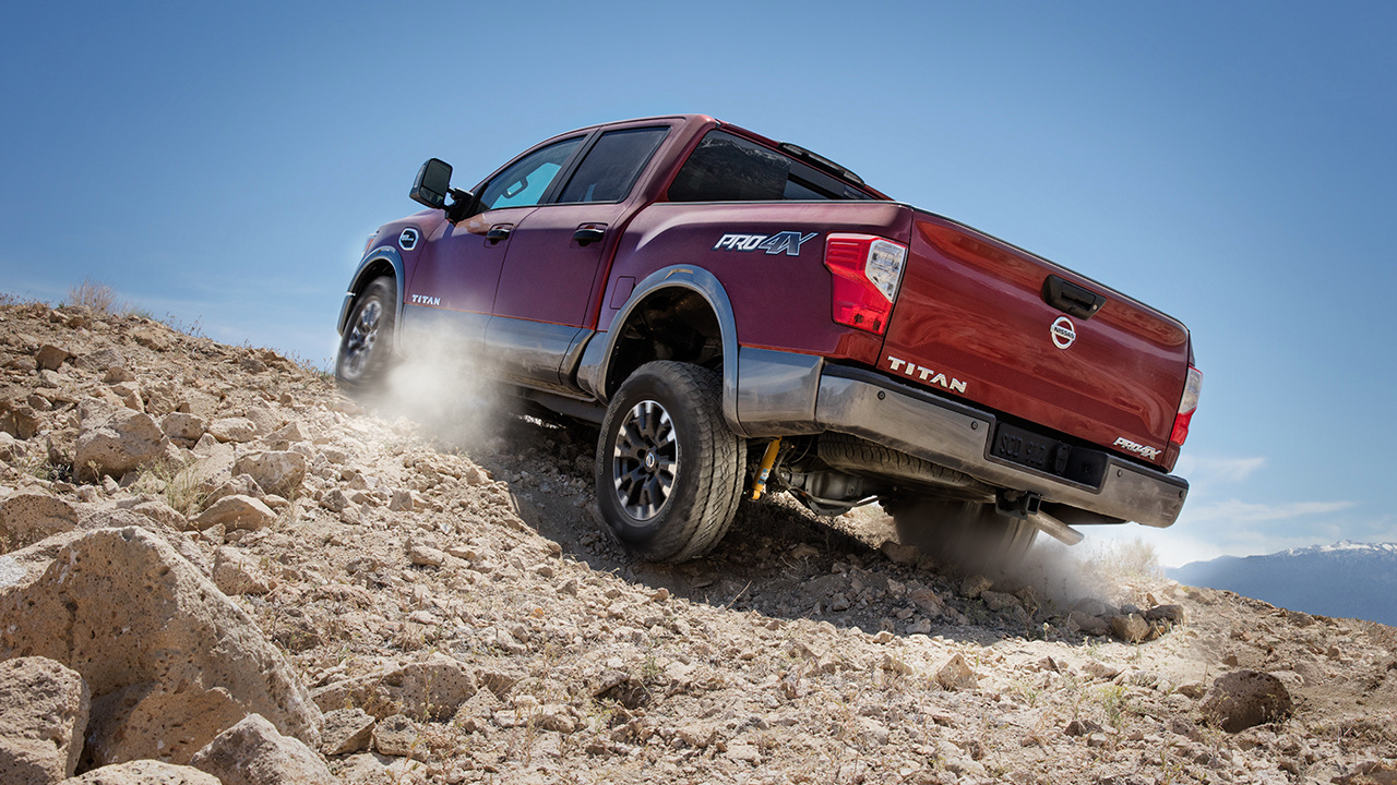 Chicago Illinois - 2018 Nissan Titan's EXTERIOR Chicago Illinois - 2018 Nissan Titan's EXTERIOR