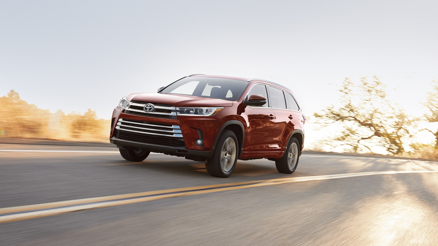 Pueblo Colorado - 2018 Toyota Highlander's Overview