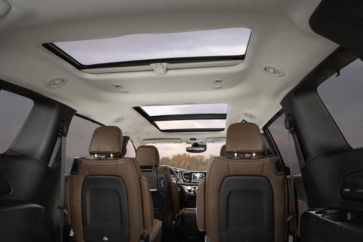 2019 chrysler pacifica 8 seater