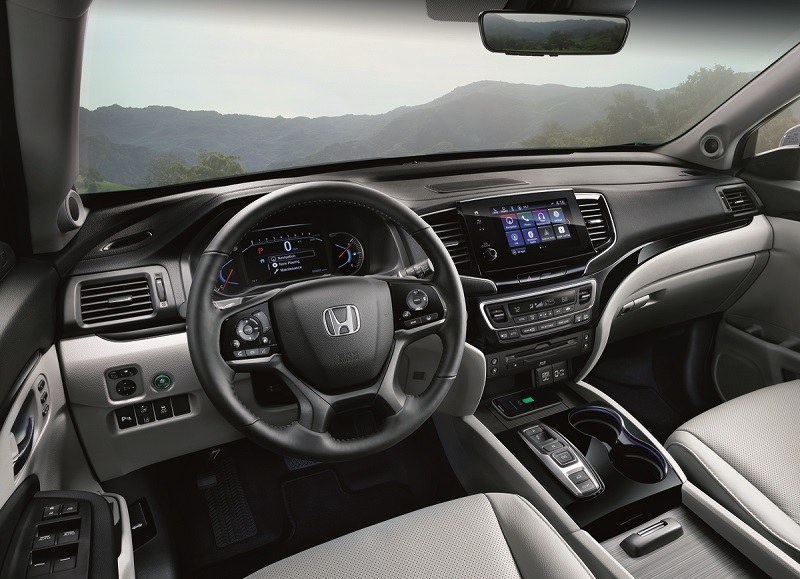 West Burlington IA - 2019 Honda Pilot Interior