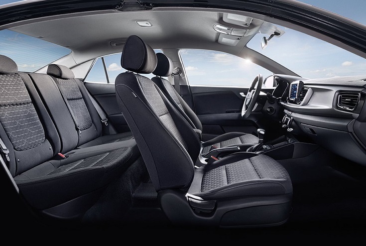 Lancaster OH - 2019 Kia Rio's Interior