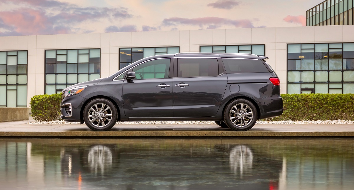 2019 kia sedona minivan