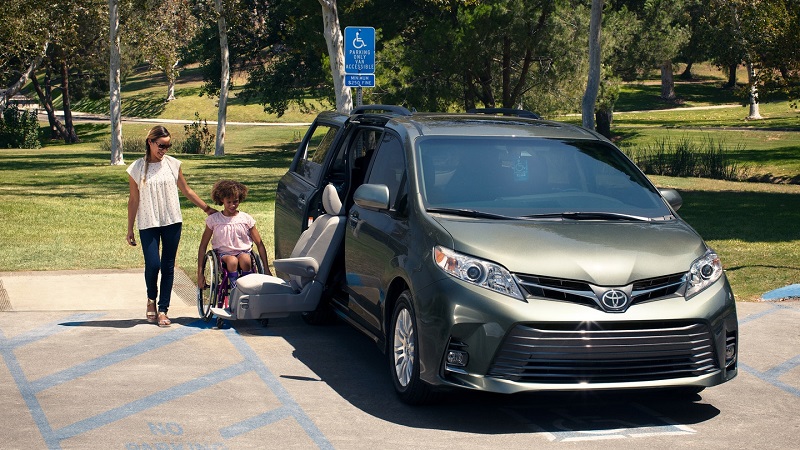 Toyota dealership near Warwick Rhode Island - 2019 Toyota Sienna Toyota dealership near Warwick Rhode Island - 2019 Toyota Sienna