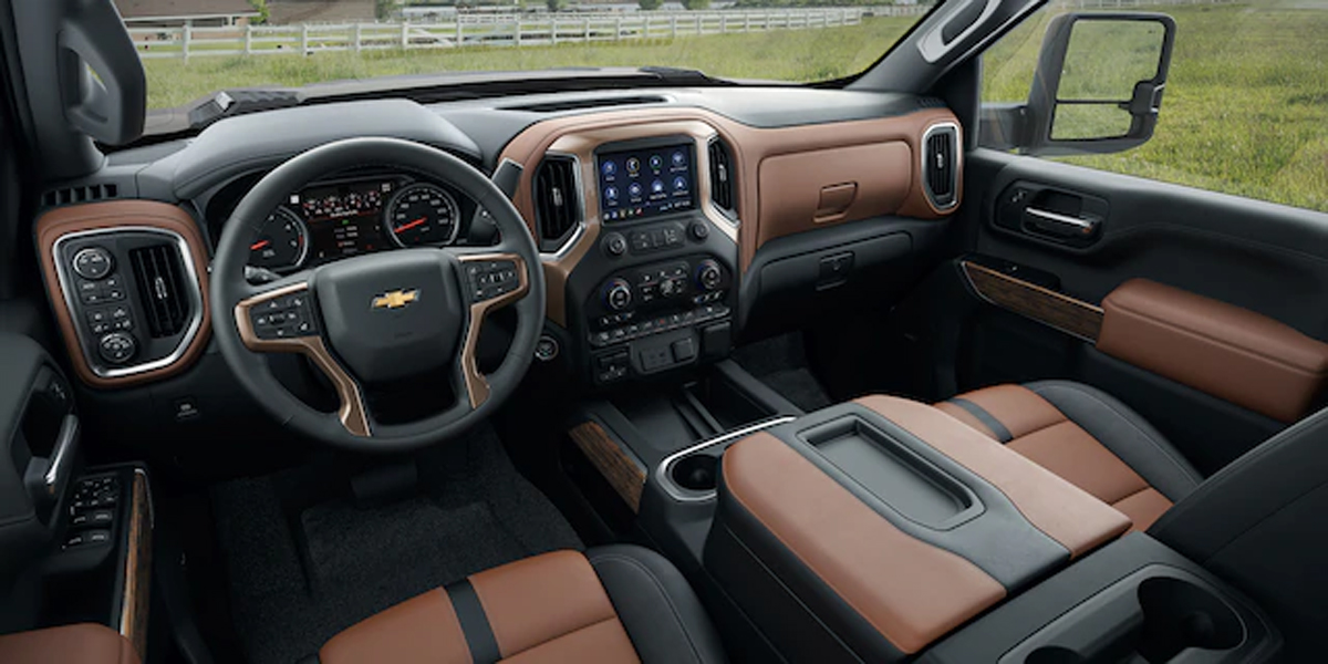 2015 chevy silverado high country interior