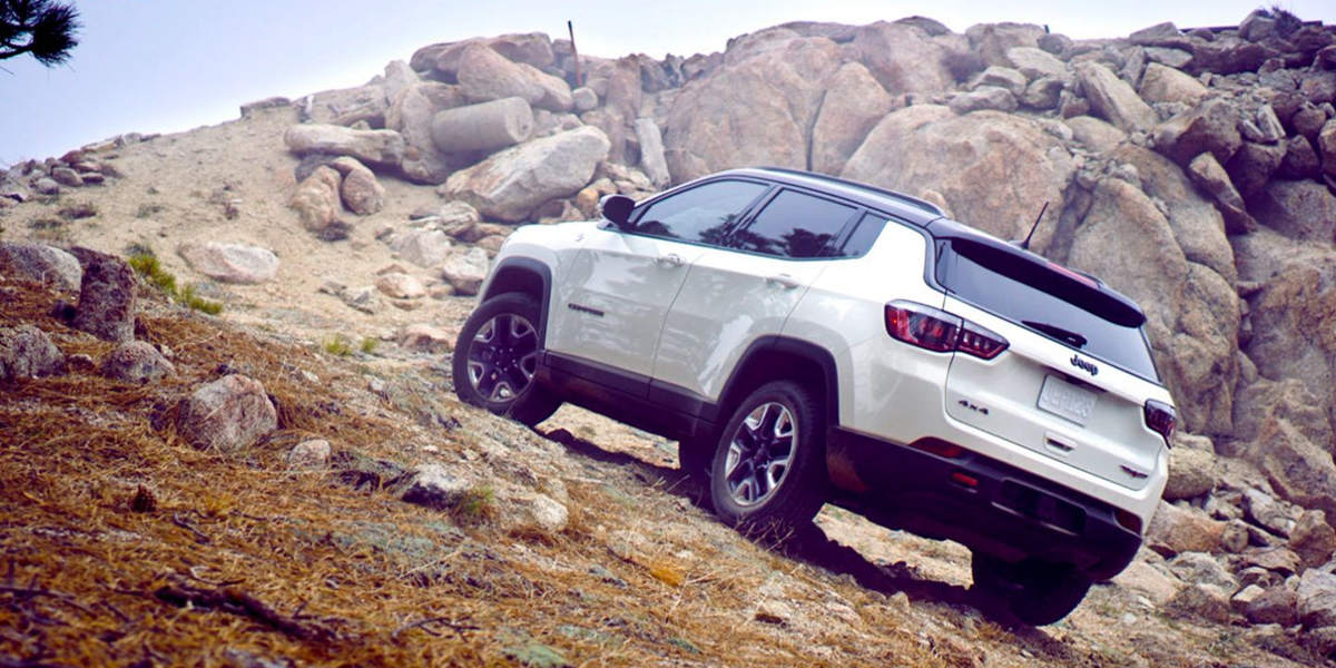 Maquoketa IA - 2020 Jeep Compass Exterior