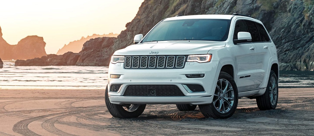 2020 Jeep Grand Cherokee Lease and Specials in Salina KS