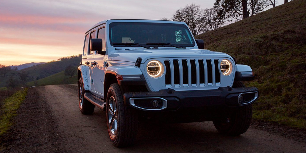 2020 Jeep Wrangler lease and specials in Willoughby OH - Chrysler Dodge Jeep  Ram of Willoughby