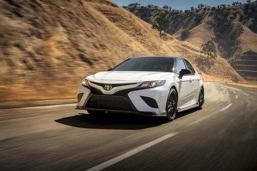 Hermitage PA - 2020 Toyota Camry's Exterior