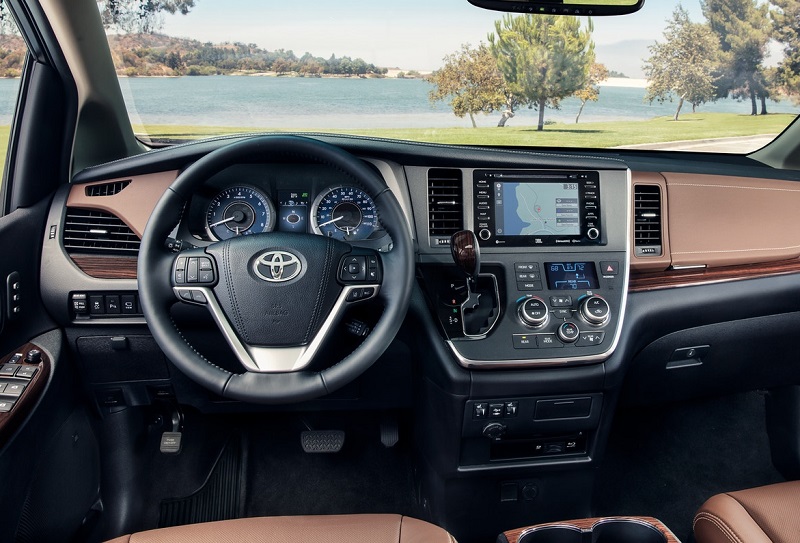 New Castle PA - 2020 Toyota Sienna's Interior