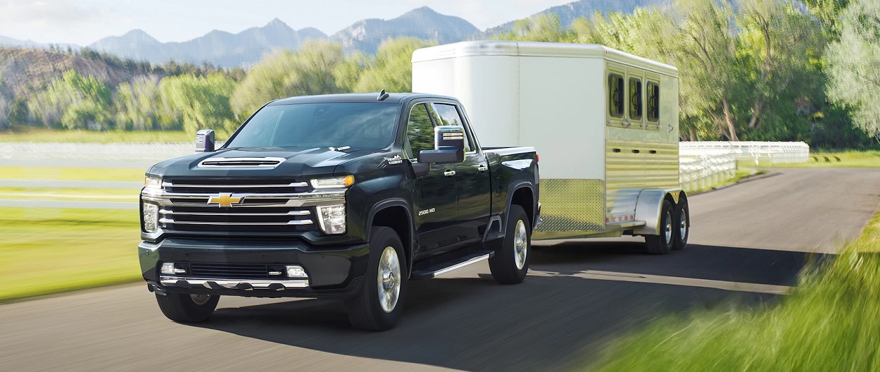 2021 Chevy Silverado HD Gets New Mosaic Black Color: First Look