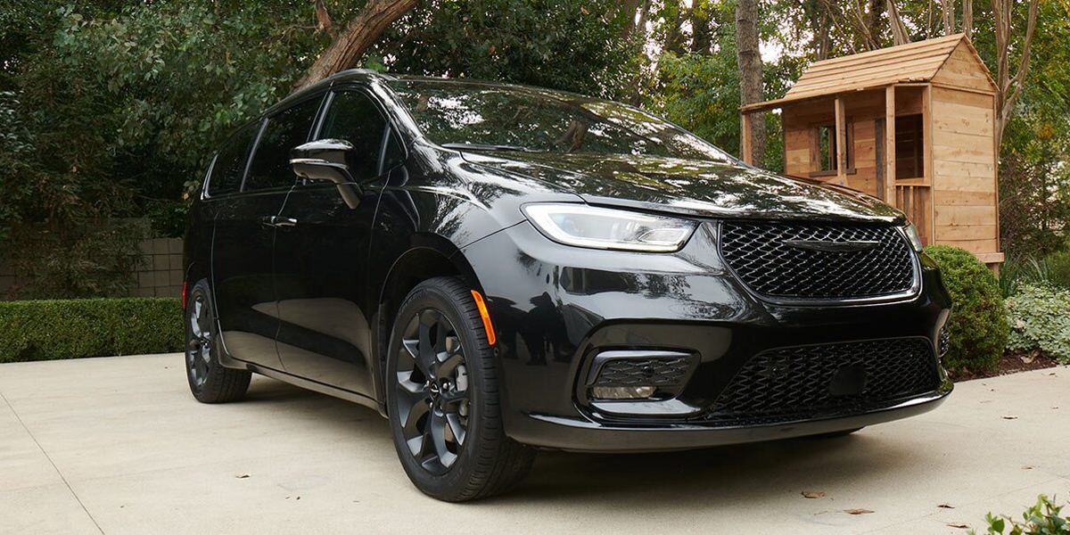 Bel Air MD - 2021 Chrysler Pacifica's Exterior