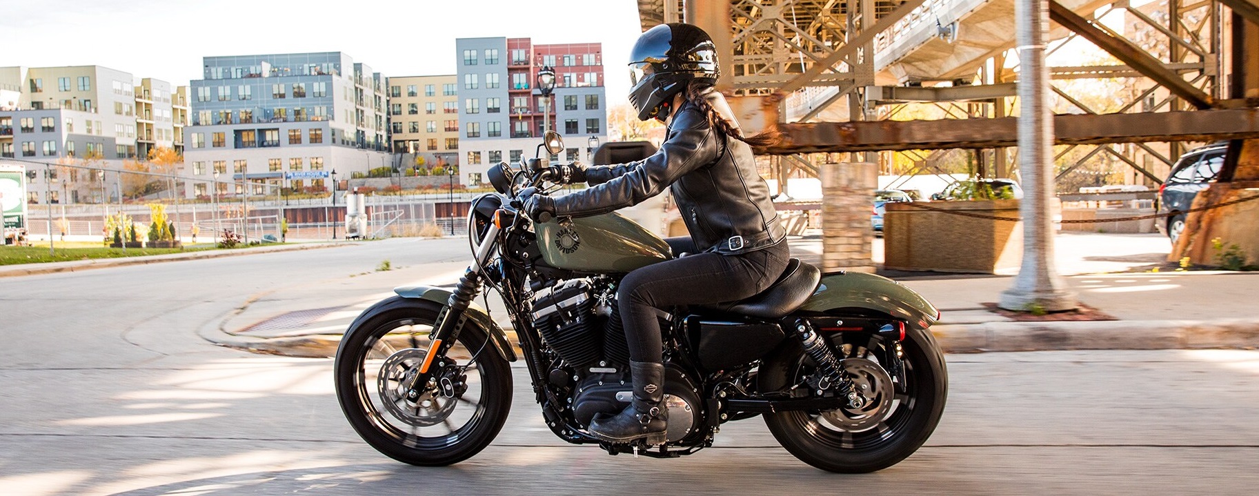 Experience the 2021 Harley-Davidson® Iron 883™ near Annapolis