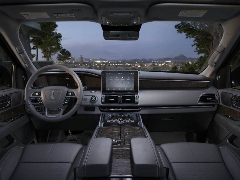 Long Beach CA - 2022 Lincoln Navigator's Interior