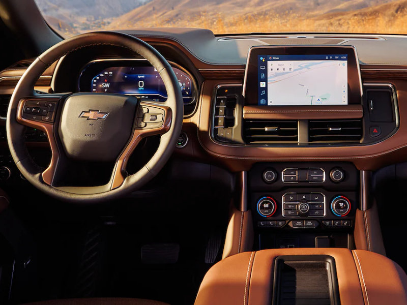 Vallejo CA - 2022 Chevrolet Suburban's Interior