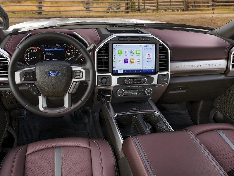 Davenport IA - 2022 Ford Super Duty's Interior