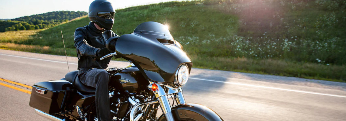 Test Ride 2022 Harley-Davidson® Street Glide® in Baltimore MD