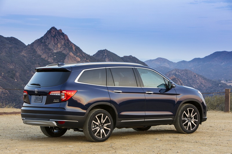 2022 honda pilot touring with running boards