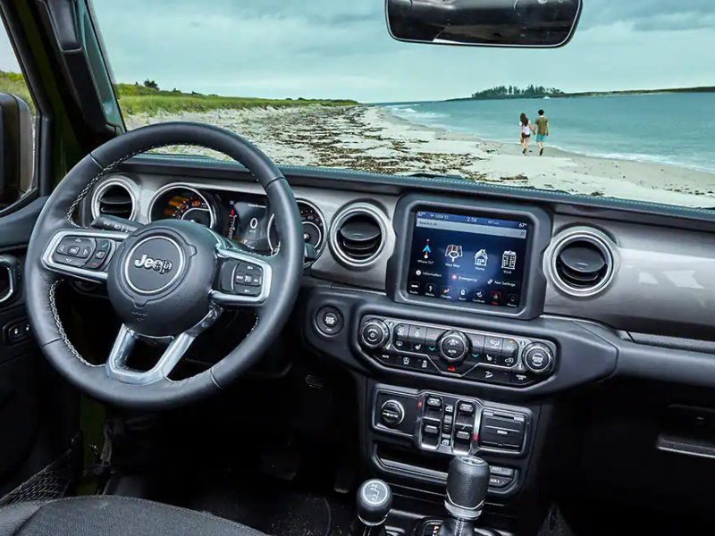 Frontenac Kansas - 2022 Jeep Wrangler's Interior