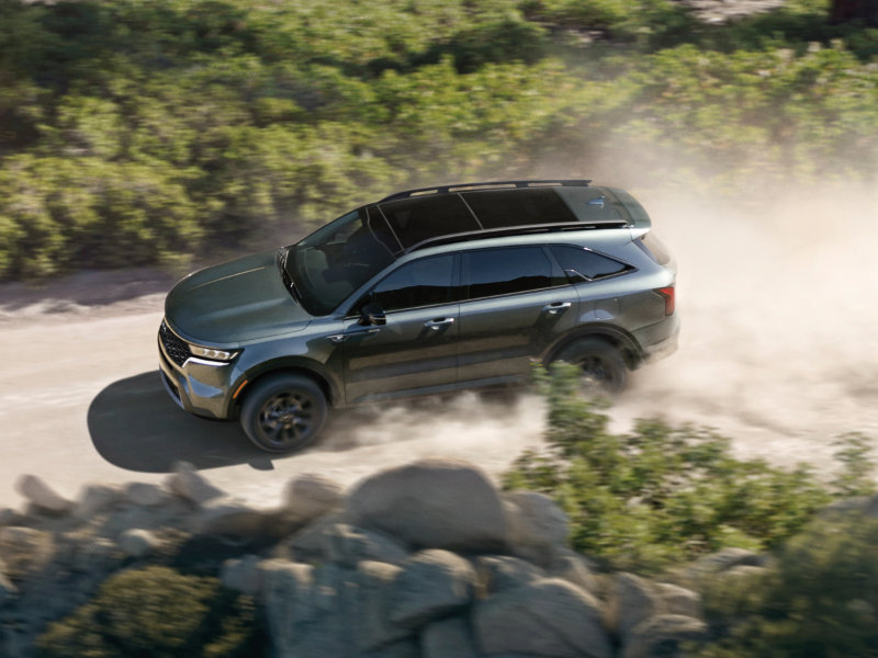 The 2022 Kia Sorento is off-road ready near Columbiana OH 