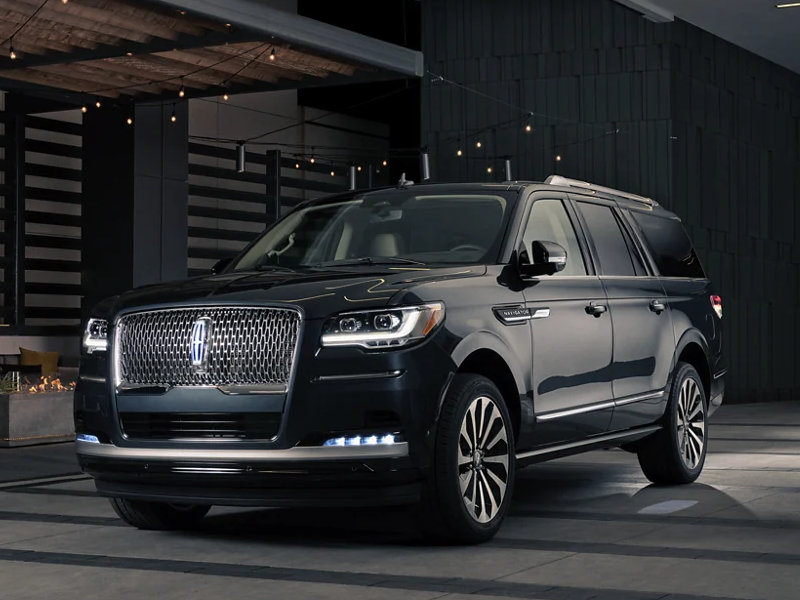 Long Beach CA - 2022 Lincoln Navigator's Overview