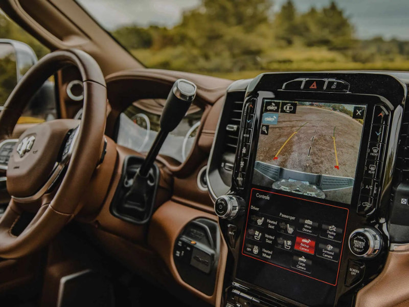 Frontenac KS - 2022 Ram 3500's Interior