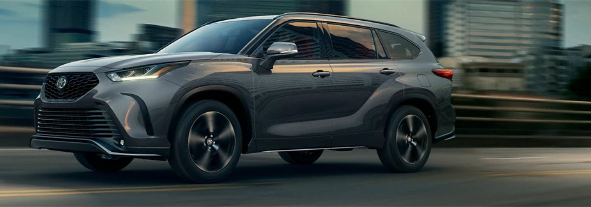 2022 Toyota Highlander lease deals near me Youngstown OH