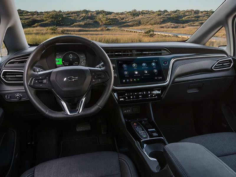 Bucyrus OH - 2023 Chevrolet Bolt EV's Interior