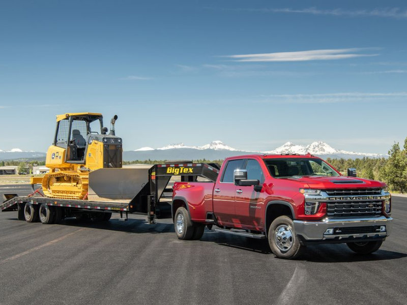 Akron OH - 2023 Chevrolet Silverado 3500 HD's Exterior