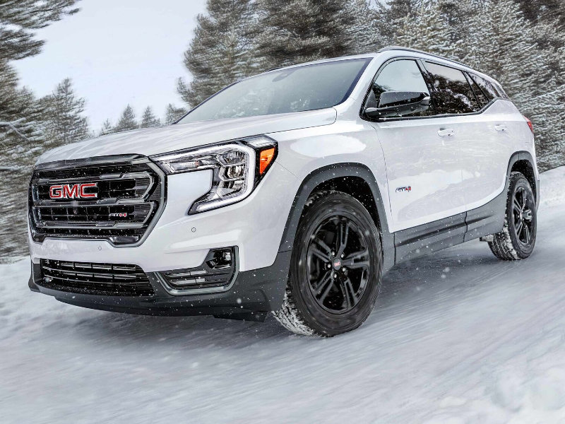 Mansfield OH - 2023 GMC Terrain AT4's Exterior