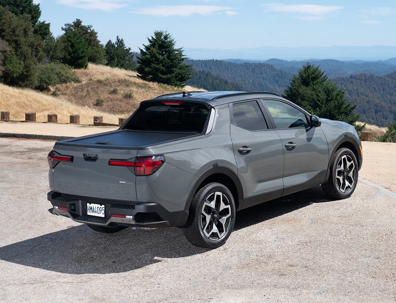 2023 Hyundai Santa Cruz near Akron OH Preston Hyundai of Boardman