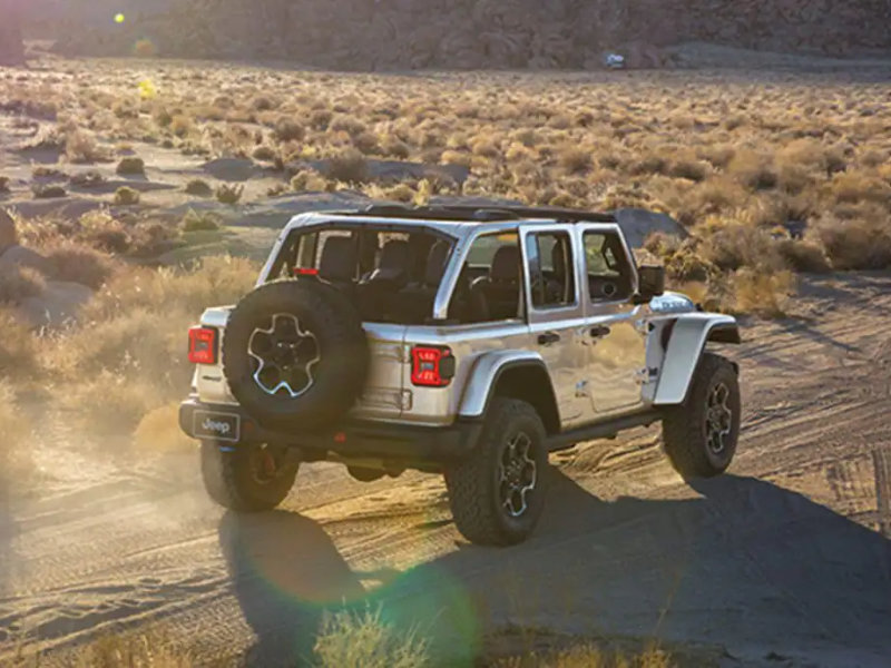 Willoughby OH - 2023 Jeep Wrangler's Exterior