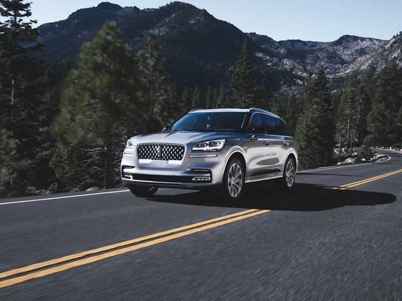 Long Beach - 2023 Lincoln Aviator's Overview