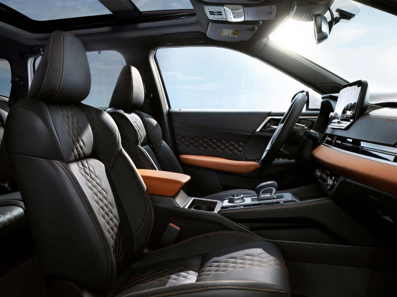 Waterford MI - 2023 Mitsubishi Outlander Plug-In Hybrid Interior